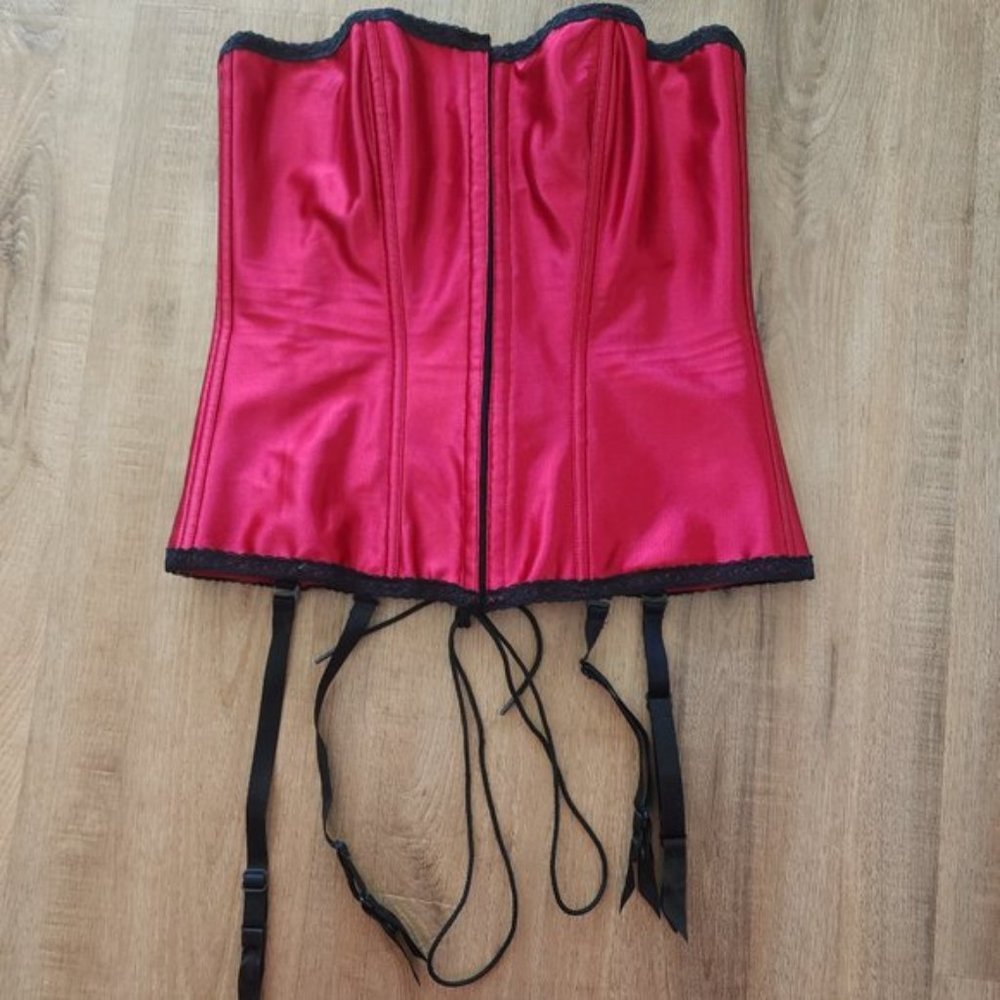 Roselle La Vie En Rose Red and black Corset